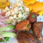 Fritada de chancho con mote y yapingachos